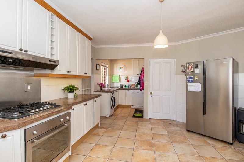 3 Bedroom Property for Sale in Constantia Western Cape